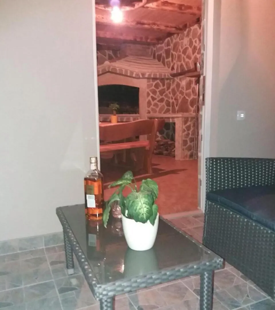 Dalmatian Modern Apartment With Tavern Zadar