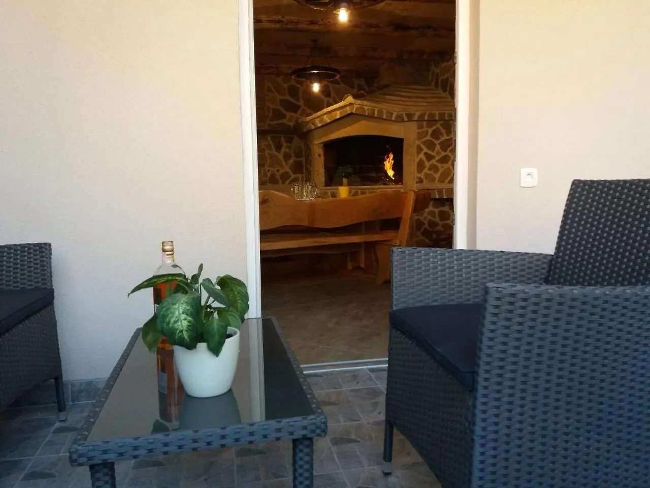 Dalmatian Modern Apartment With Tavern Zadar Croatia