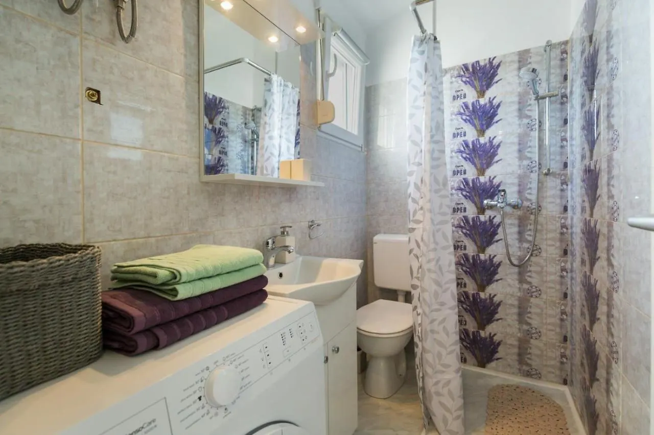 Dalmatian Modern Apartment With Tavern Zadar Croatia
